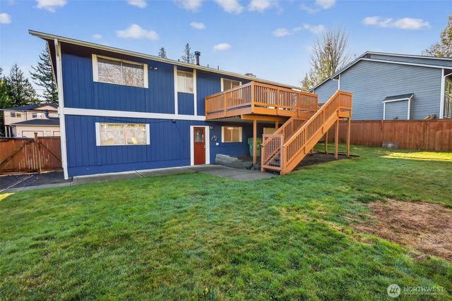 9625 11th Place NE, Lake Stevens, WA 98258