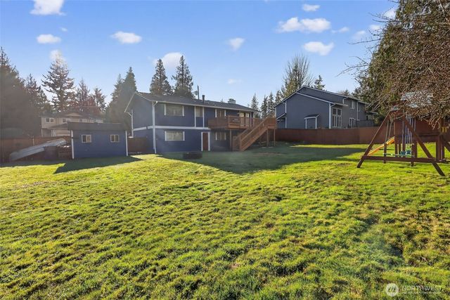 9625 11th Place NE, Lake Stevens, WA 98258