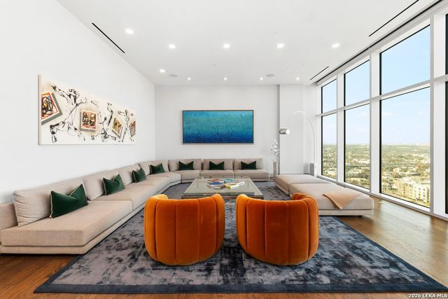 123 Lexington Ave Apt 1803, San Antonio, TX 78205