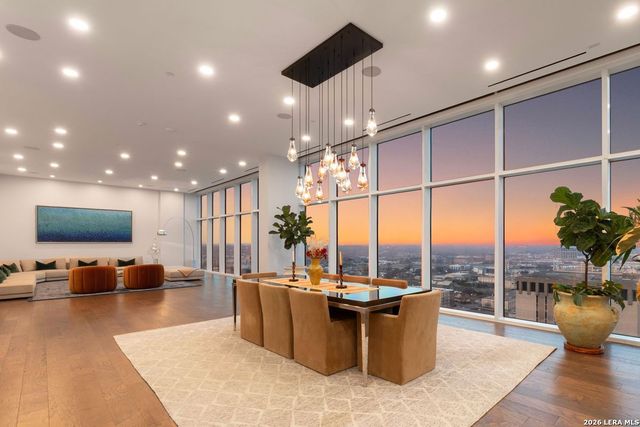 123 Lexington Ave Apt 1803, San Antonio, TX 78205