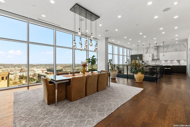 123 Lexington Ave Apt 1803, San Antonio, TX 78205