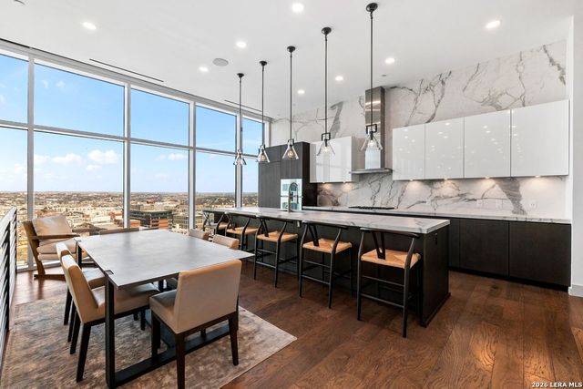 123 Lexington Ave Apt 1803, San Antonio, TX 78205