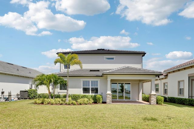 10362 Northbrook Circle, Palm Beach Gardens, FL 33412