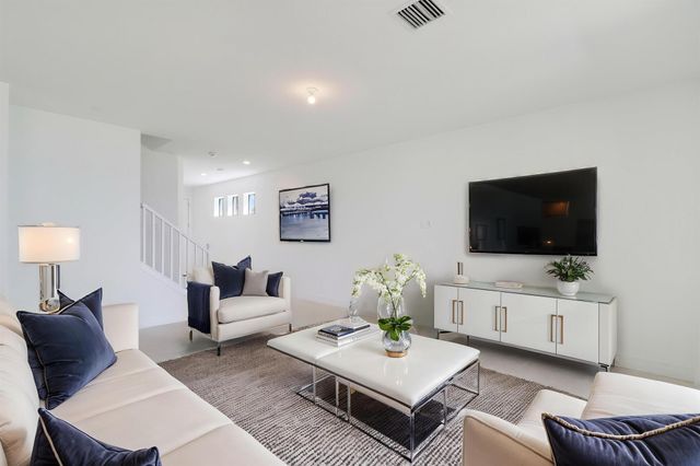 10362 Northbrook Circle, Palm Beach Gardens, FL 33412