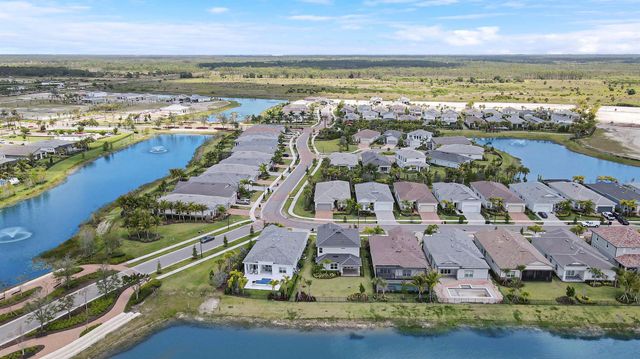 10362 Northbrook Circle, Palm Beach Gardens, FL 33412