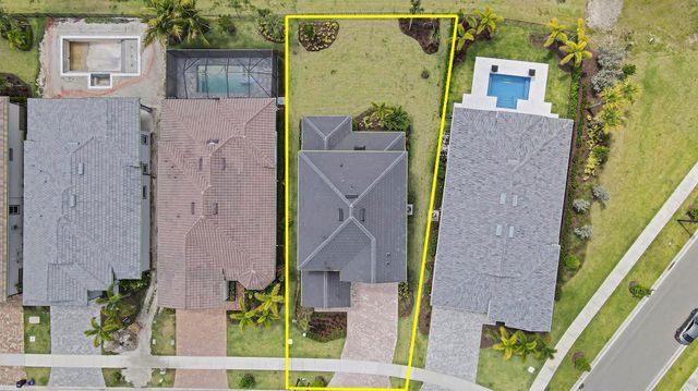 10362 Northbrook Circle, Palm Beach Gardens, FL 33412