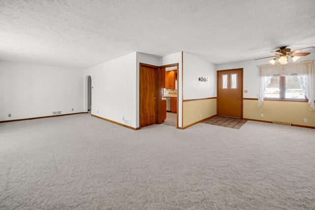 54 Dogwood Drive, La Porte, IN 46350