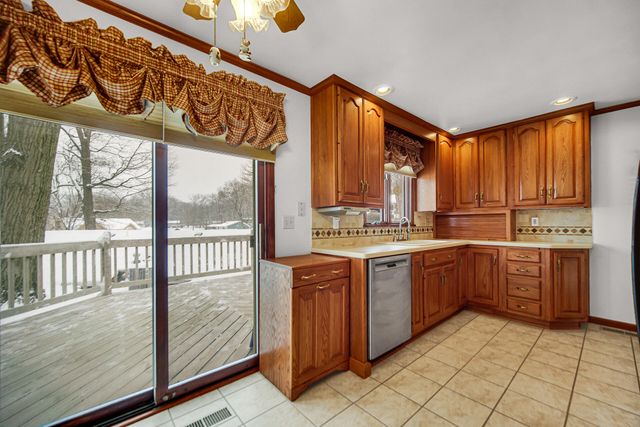 54 Dogwood Drive, La Porte, IN 46350