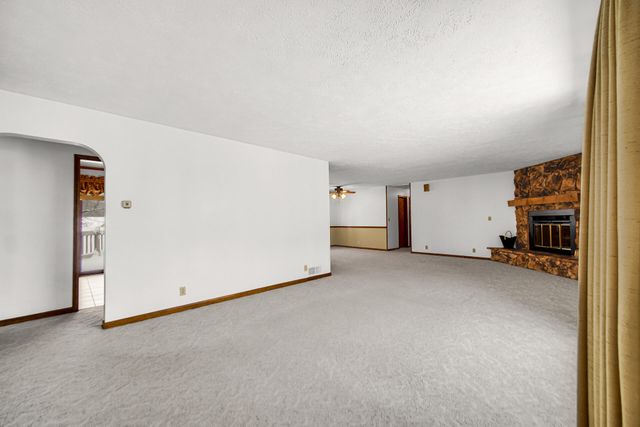 54 Dogwood Drive, La Porte, IN 46350