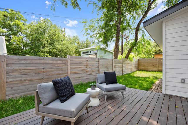 3003 Ray Wood DR 2, Austin, TX 78704