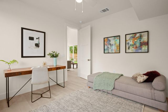 3003 Ray Wood DR 2, Austin, TX 78704