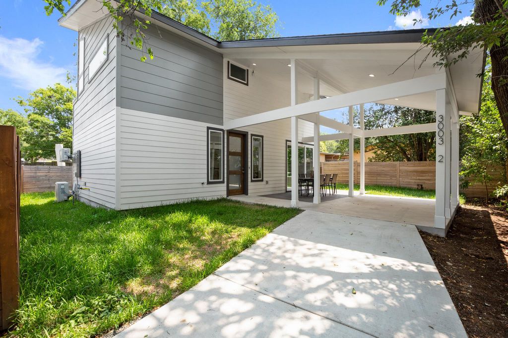 3003 Ray Wood DR 2, Austin, TX 78704