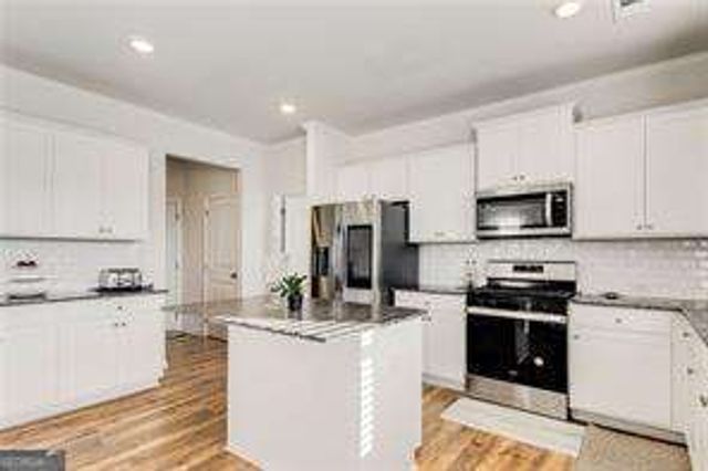 4690 Bramblett Grove Place, Cumming, GA 30040