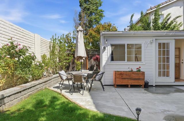 5871 Carmel Way, Union City, CA 94587