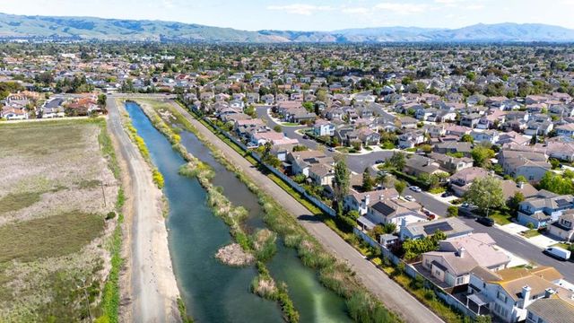 5871 Carmel Way, Union City, CA 94587