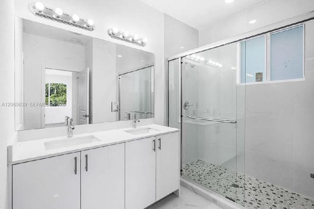 22555 SW 125th Ave, Miami, FL 33170