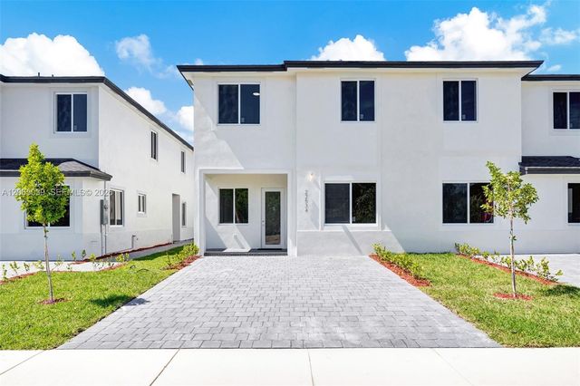 22555 SW 125th Ave, Miami, FL 33170