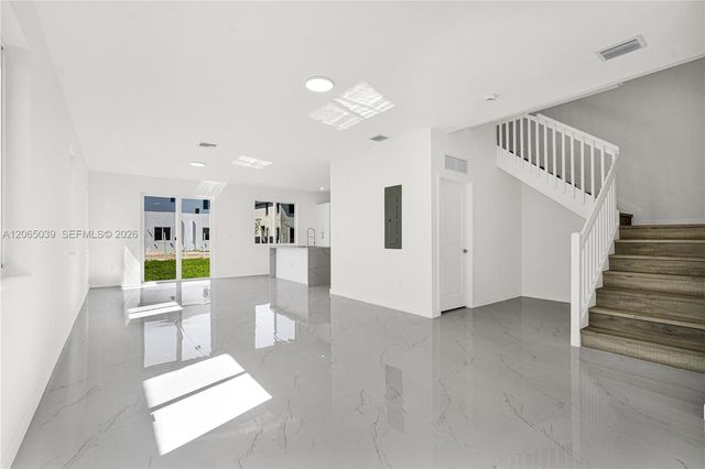 22555 SW 125th Ave, Miami, FL 33170