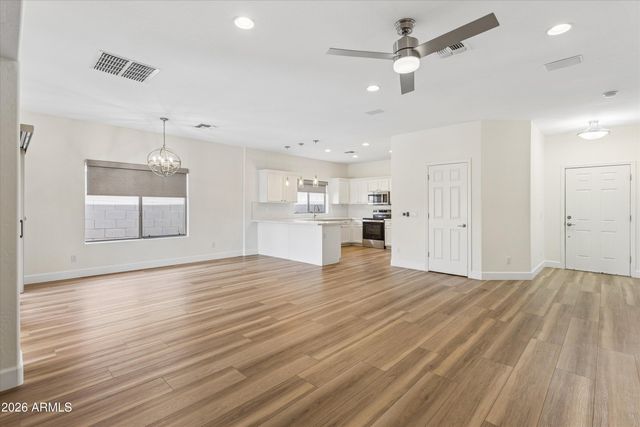 4618 W FORTUNE Drive, Anthem, AZ 85086