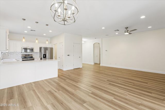 4618 W FORTUNE Drive, Anthem, AZ 85086