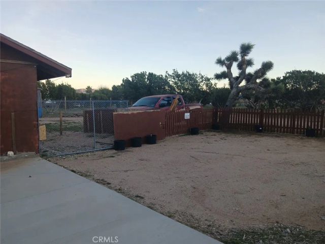 7773 Kuki, Oak Hills, CA 92344