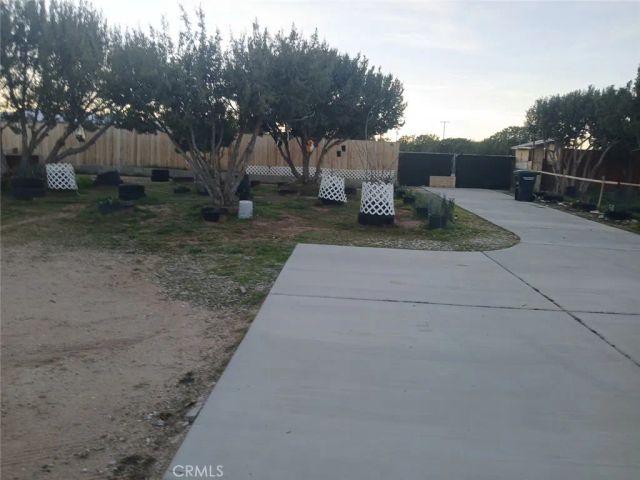 7773 Kuki, Oak Hills, CA 92344