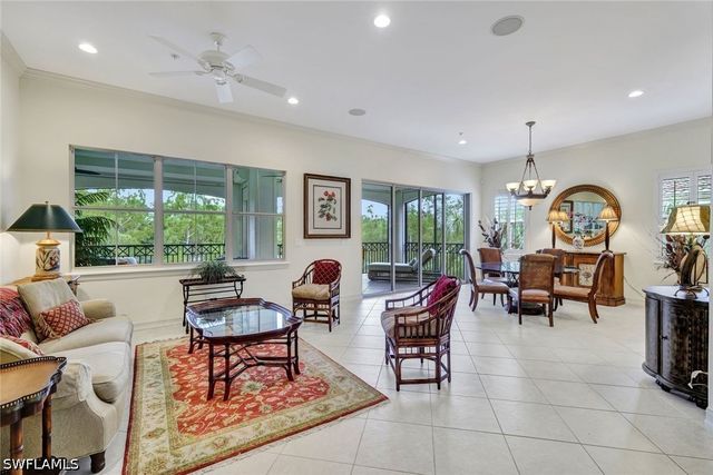 2830 Tiburon BLVD E 103, Naples, FL 34109