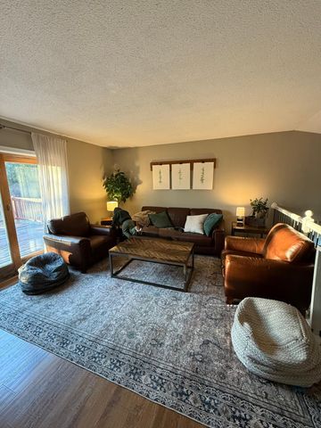 1271 Stone Ridge Road, Sauk Rapids, MN 56379