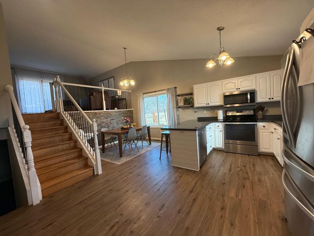1271 Stone Ridge Road, Sauk Rapids, MN 56379