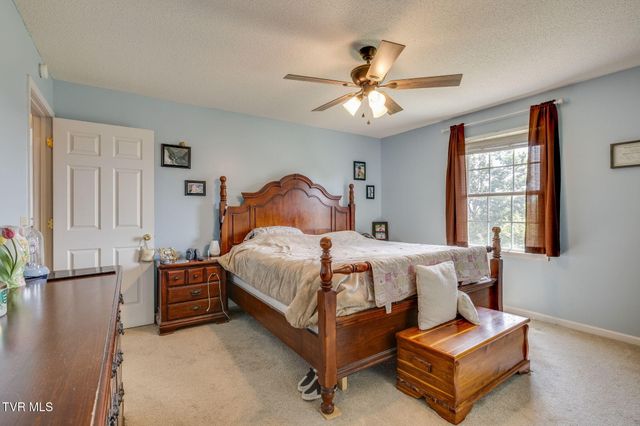 2324 Louita Avenue, Kingsport, TN 37660