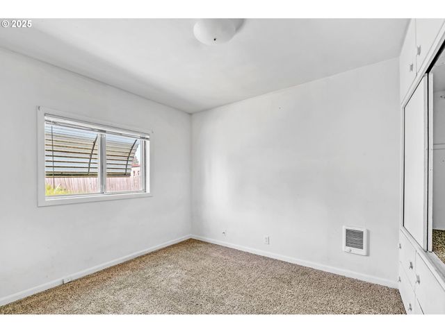 2134 MINNESOTA St, Eugene, OR 97402