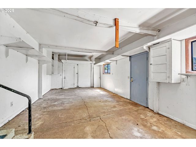 2134 MINNESOTA St, Eugene, OR 97402