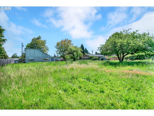 2134 MINNESOTA St, Eugene, OR 97402