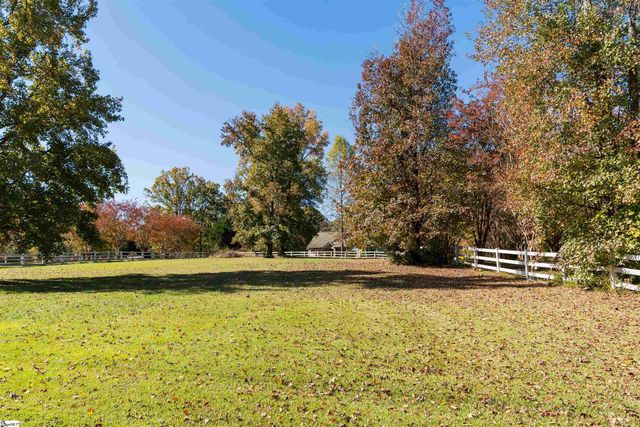 370 Sunset Road, Landrum, SC 29356