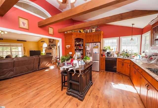 370 Sunset Road, Landrum, SC 29356