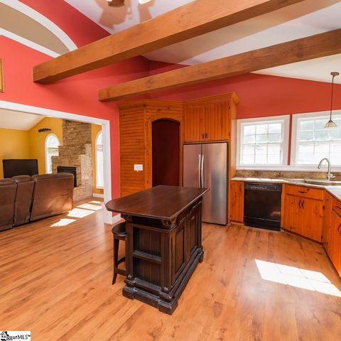 370 Sunset Road, Landrum, SC 29356