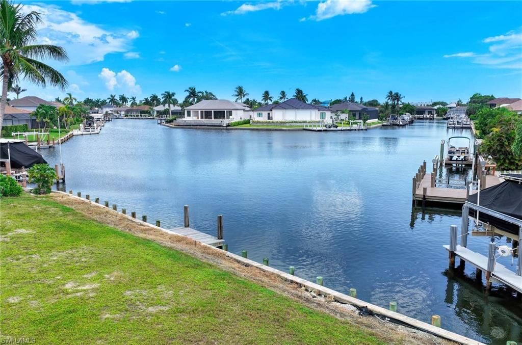 1674 Briarwood CT, MARCO ISLAND, FL 34145 — photo 2