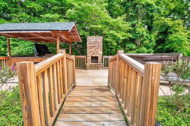 295 BUC Road, Williamsburg, KY 40769