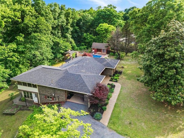295 BUC Road, Williamsburg, KY 40769