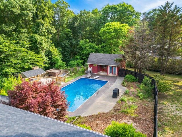 295 BUC Road, Williamsburg, KY 40769