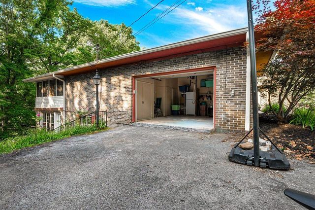 295 BUC Road, Williamsburg, KY 40769