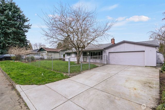 1228 NW Westridge Street, Vancouver, WA 98665