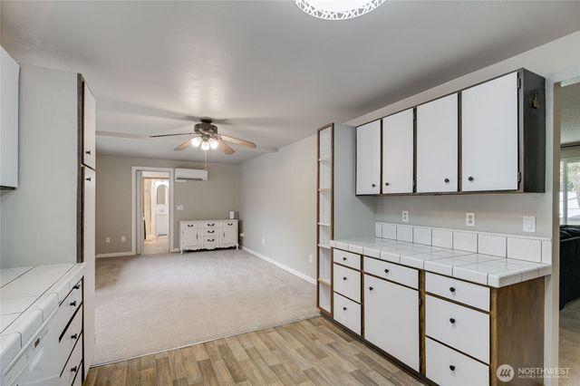 1228 NW Westridge Street, Vancouver, WA 98665