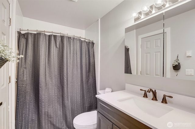 1228 NW Westridge Street, Vancouver, WA 98665