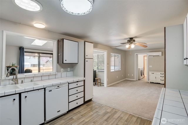 1228 NW Westridge Street, Vancouver, WA 98665