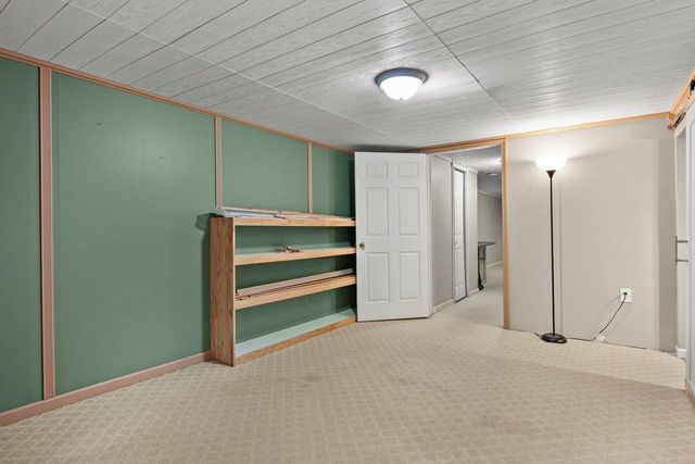 809 Flora Lane, Madison, WI 53714