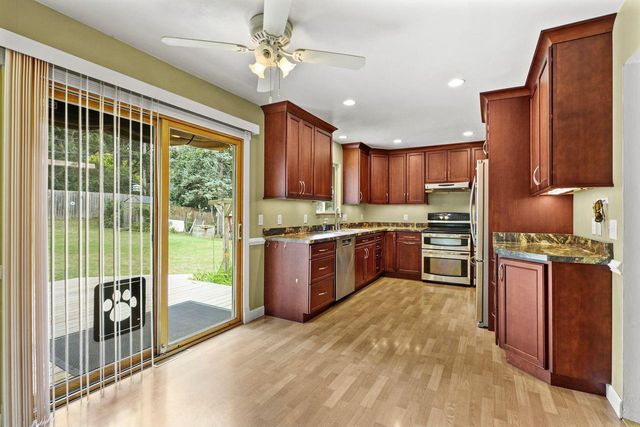 809 Flora Lane, Madison, WI 53714