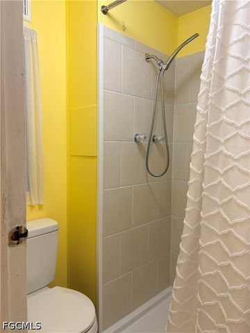 2787 Breezewood DR, North Fort Myers, FL 33917