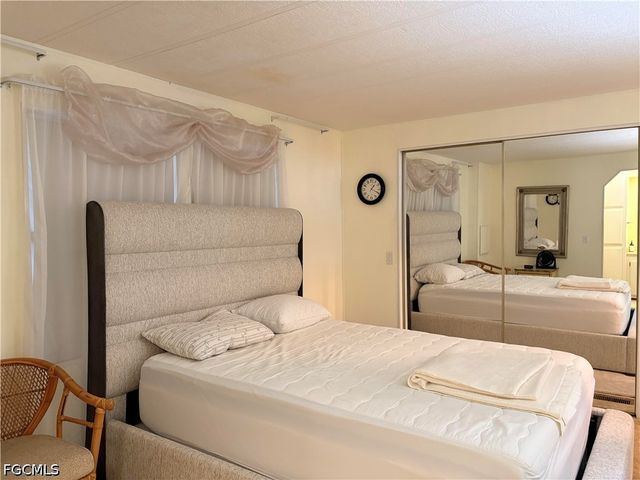 2787 Breezewood DR, North Fort Myers, FL 33917