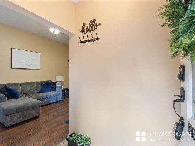 2729 S 23 Street, Omaha, NE 68108